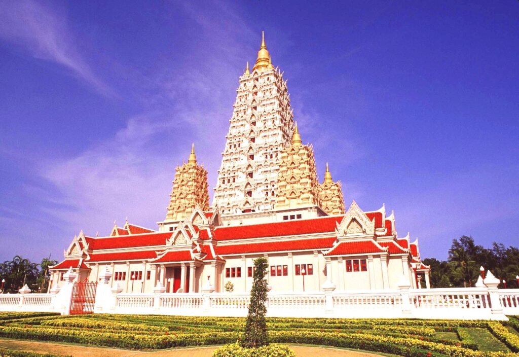 Temples to visit in Pattaya, Thailand | Untold Thailand